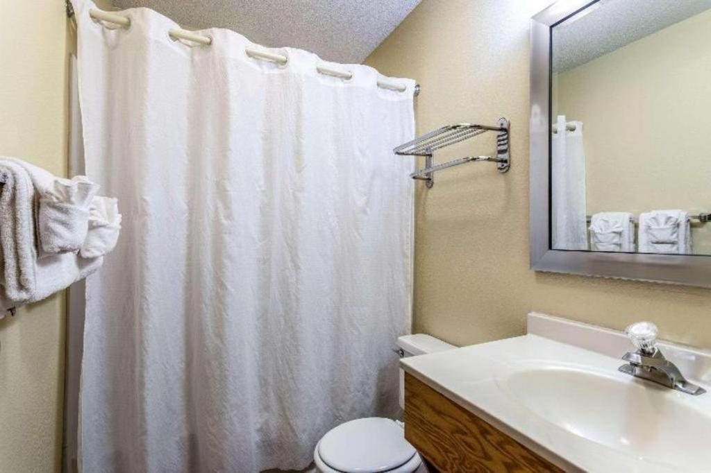 Econo Lodge Ithaca Esterno foto
